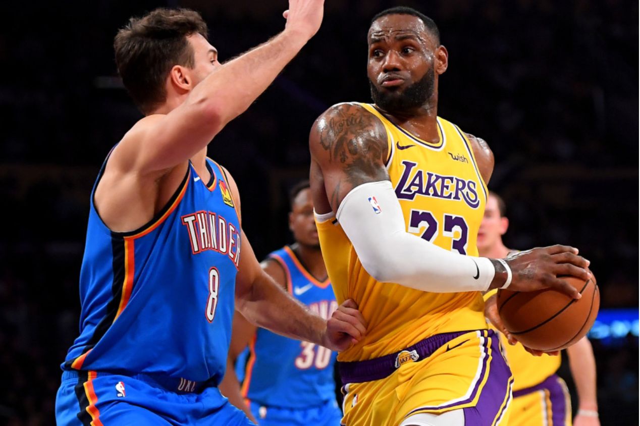 Lakers x Thunder: onde assistir o jogo da NBA hoje ao vivo